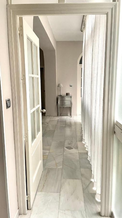 カディスApartamento Cristobal Colonアパートメント エクステリア 写真